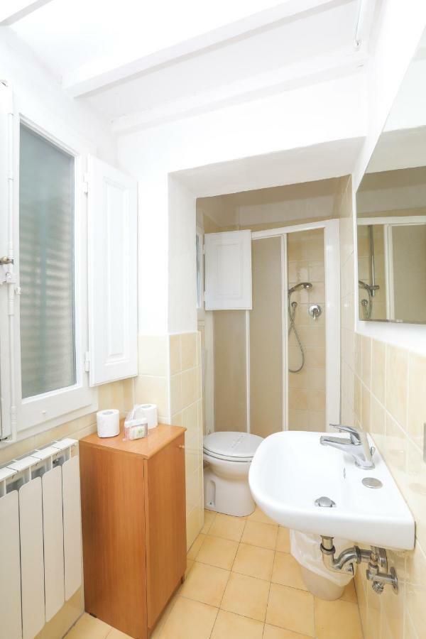 Apartment Santo Spirito 3 Bedroom *